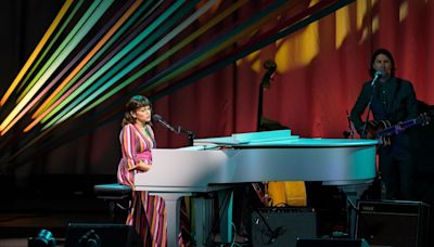 PHOTOS: Norah Jones with Mavis Staples live at Rose Music Center