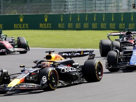 Verstappen to regroup during F1 summer break with McLaren and Mercedes right on his tailpipe - TSN.ca