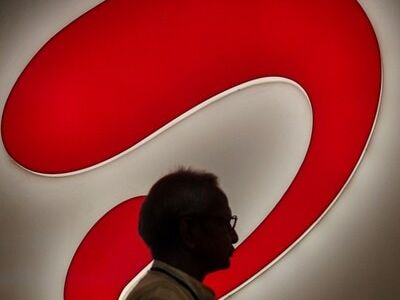 Nomura raises Bharti Airtel target price post tariff hike, sees 14% upside