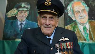 'It was absolute chaos' - Irish Battle of Britain pilot marks 105th birthday