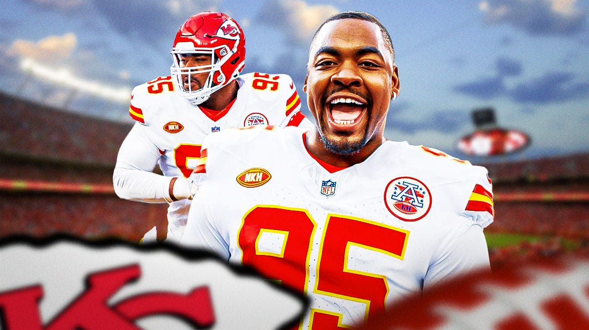 Chiefs' Chris Jones takes place of Aaron Donald on best defensive tackles list
