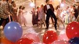 Kevin Bacon visits ‘Footloose’ school ahead of its final prom