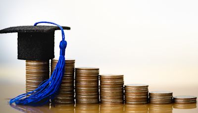 How Much Should You Save To Pay Your Child’s Student Loans?