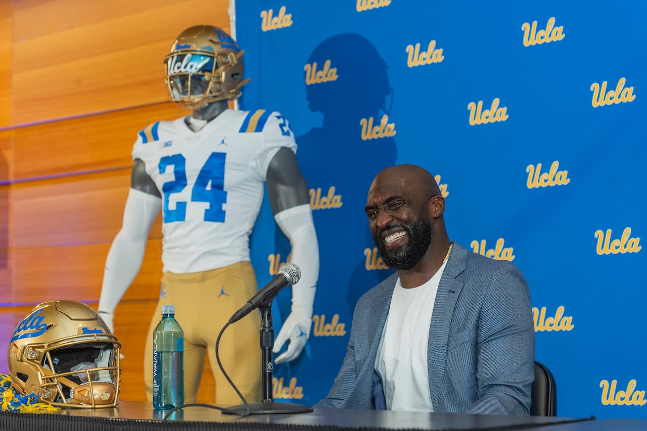 UCLA football spring game: How to watch Bruins for free today