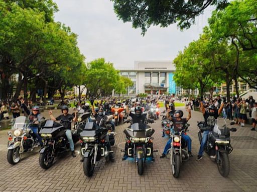 逢甲大學近百台哈雷機車齊祝畢業生「駕馭知識，踏上冒險之旅」 | 蕃新聞