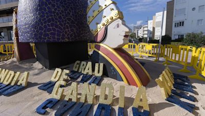 Gandia planta una falla para lucirse ante los turistas | Ocio y cultura | Cadena SER