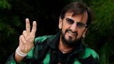 Ringo Starr supera todas las adversidades y cumple su cita en México