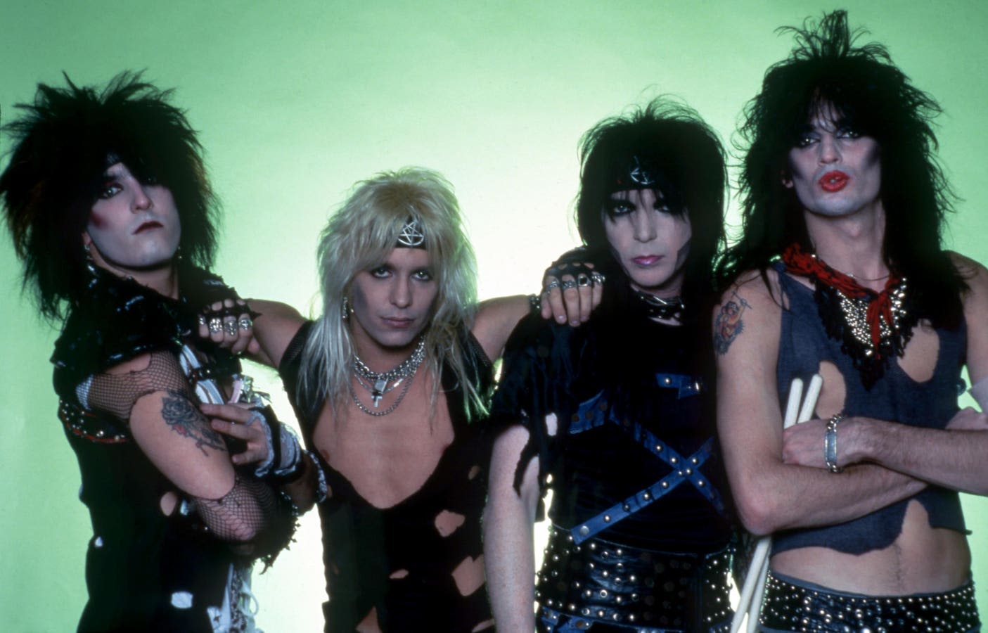 Mötley Crüe Hits New Career High As Latest Single Debuts