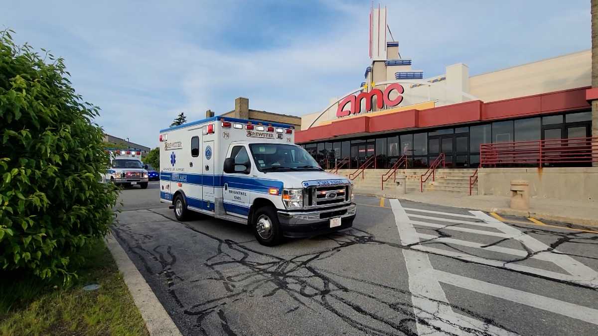 AMC responds after 4 girls stabbed in movie theater