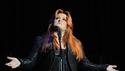 Wynonna Judd Living in ‘Turmoil’ After Daughter’s Arrest, Mother’s Death and Financial Woes