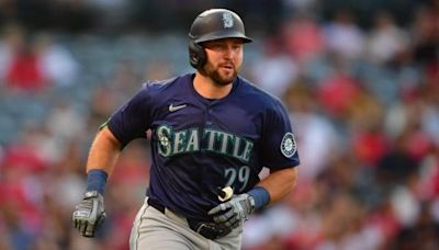 Cal Raleigh switch-hits homers again as M's mash Angels