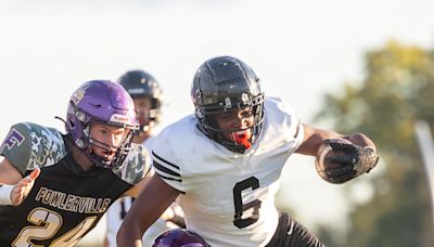 High School Football Notebook: Pennfield wins, Lakeview and Marshall stumble in Week 2