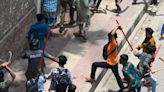 La violenta represión contra una ola de protestas de estudiantes en Bangladesh deja 32 muertos