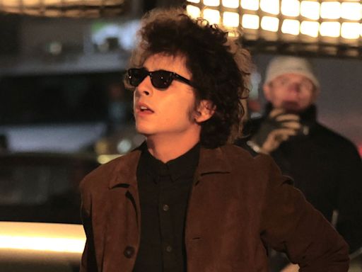 Now filming: Timothée Chalamet tours N.J. landmarks as young Bob Dylan in ‘A Complete Unknown’