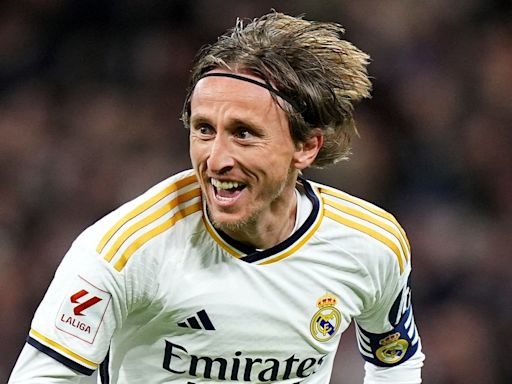 Will Luka Modric stay at Real Madrid? Legendary midfielder's agent reveals when decision on future will be revealed | Goal.com English Kuwait