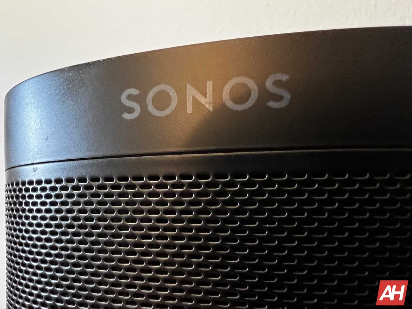 Sonos Ace headphones with magnetic cushions leaked alongside pricing