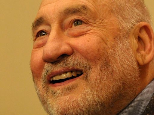 Joseph Stiglitz, Nobel de Economia, defende limites para a liberdade e condena a defesa do Estado mínimo