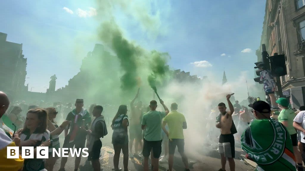 Watch Celtic fans celebrate title win at Glasgow Cross