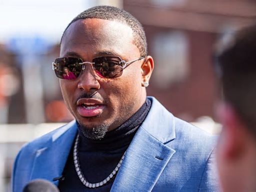 LeSean McCoy apparently bet a crazy amount of money on Devin Haney: ‘I just got cooked’