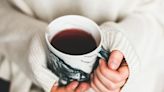 Estos son los 5 mejores tipos de té para el dolor de garganta - La Tercera