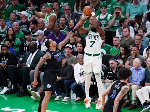 Los Celtics aplastan a los Mavericks y dan el primer golpe en las Finales de la NBA