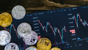 Investment Strategies: Navigating the Economics of Cryptocurrencies