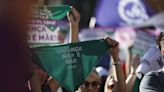 Mesmo com recuo de Lira, manifestantes contrários ao PL Antiaborto voltam a ocupar ruas