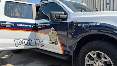 Saskatoon police investigating after 3 men assaulted with hammers, golf club