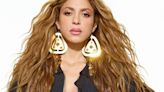 Con denim y cadenas, Shakira brilla en revista Rolling Stone