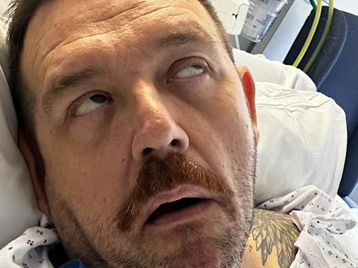 Nick Frost, 52, 'in agony' after knee replacement surgery