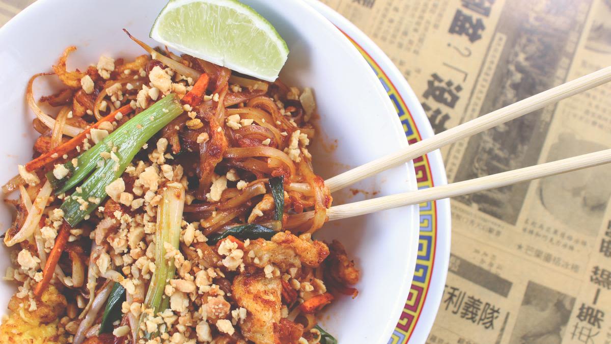 Popular Asian street food chain to enter Houston via Heights location - Houston Business Journal