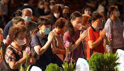 臺中靜思堂七月吉祥 御守祈福卡祝福人人平安 | 蕃新聞