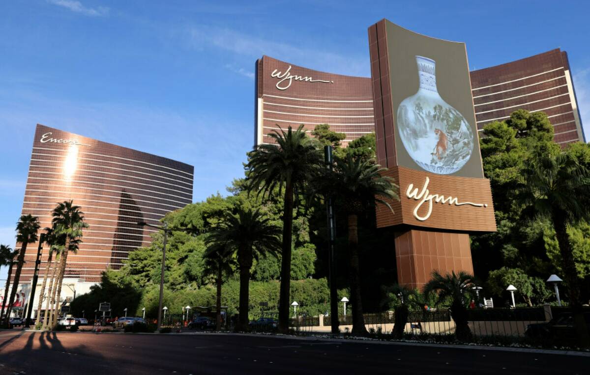 Wynn using special stock offering to recover from $131M forfeiture