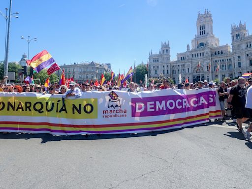 Movilización en Madrid contra la monarquía coincidiendo con los diez años del reinado de Felipe VI