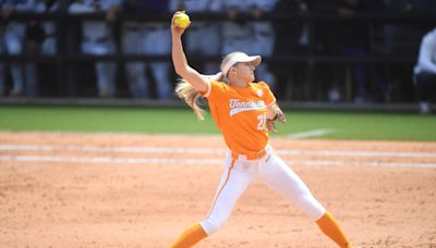 Tennessee softball's Karlyn Pickens, Karen Weekly win SEC pitcher, coach of the year