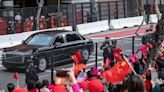 Apec summit: clashing protesters cheer for Beijing or call for justice in China as leaders gather in San Francisco