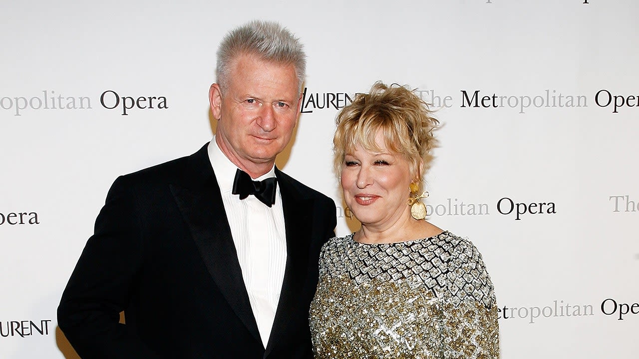 Bette Midler and husband of 40 years have never shared a bedroom