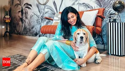 Kishwer Merchant hosts Gurdwara prayer meet in memory of her pet Frisky, says " I still can't forgive myself...." - Times of India