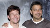 La fuerte disputa entre George Clooney y Mark Walhberg por culpa de un clásico de los 2000