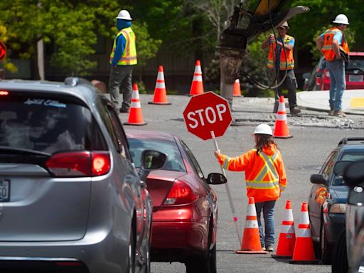 WA has over 90 road construction projects this summer. Use our guide to avoid traffic