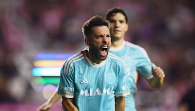 Jordi Alba rescata al Inter Miami tras homenaje a Messi
