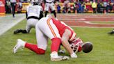 Twitter reacts to Chiefs’ frustrating Week 16 loss to Raiders