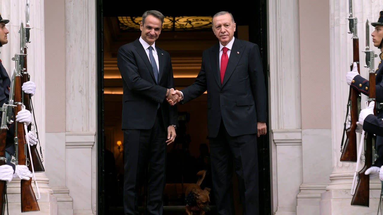 Turkey and Greece leaders to meet, put friendship initiative to the test amid Gaza and Ukraine wars