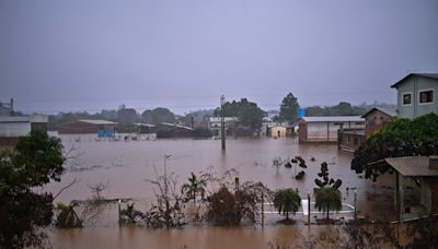 Construirán cuatro "ciudades temporales" para los desplazados por inundaciones en Brasil