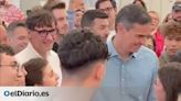 Pedro Sánchez reaparece por sorpresa en la Feria de Abril de Barcelona