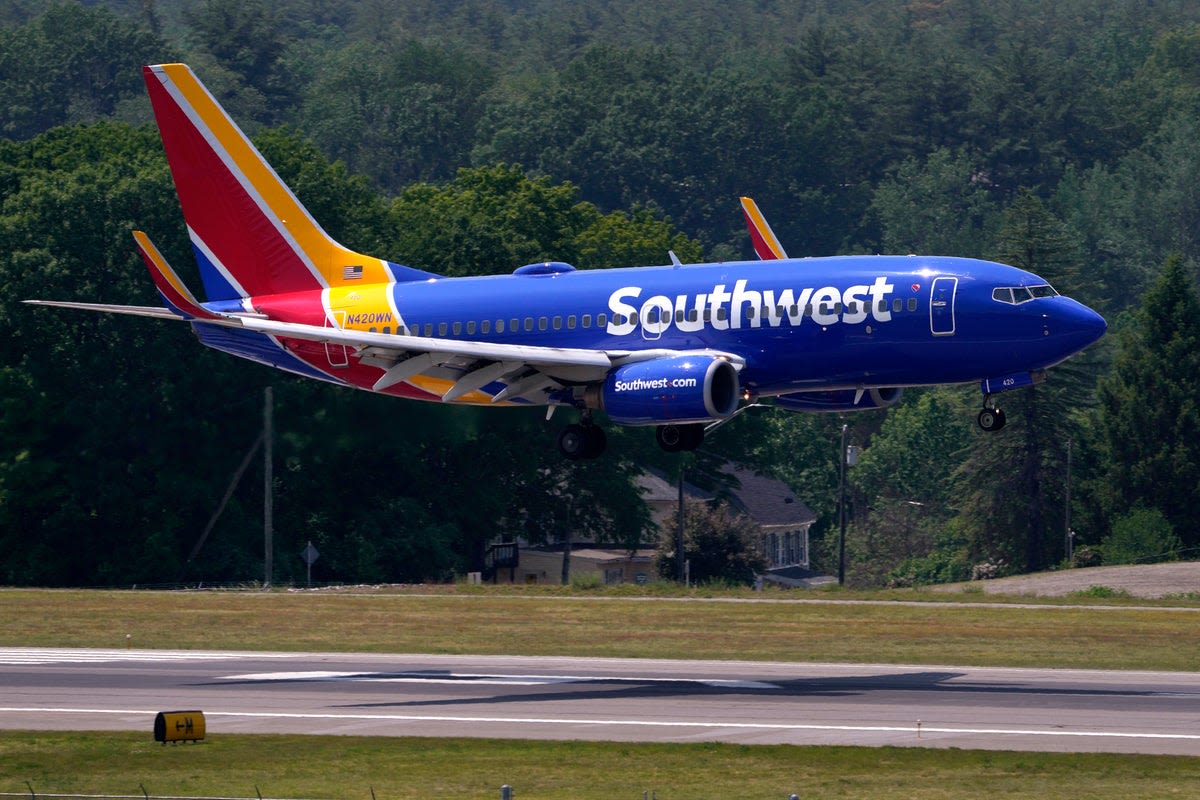 Boeing plane that did a ‘Dutch roll’ mid-flight had been parked outside during a strong storm, investigators say