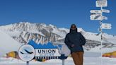“El Polo Sur es solo una planicie. Nada más que viento y frío”, nos cuenta un getafense que trabaja en la Antártida