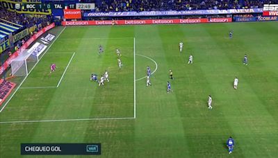 Video: el gol anulado a Boca por un offside milimétrico de Cavani