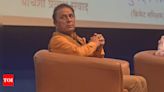 'Making a mockery of...': Sunil Gavaskar furious at bowlers for adopting 'modern practice' | Cricket News - Times of India