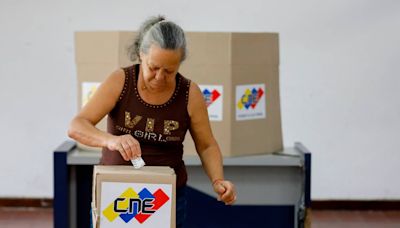 Cuatro expresidentes latinoamericanos viajan a Venezuela para cruciales elecciones